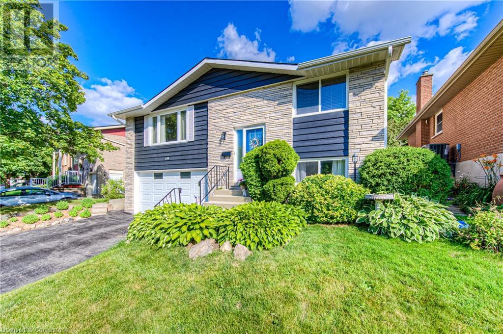 Property at 414 LAKEVIEW Drive image 3