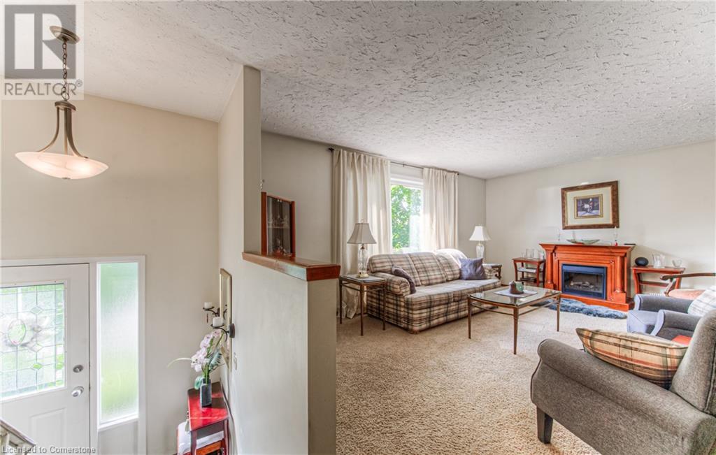 Property at 414 LAKEVIEW Drive image 5