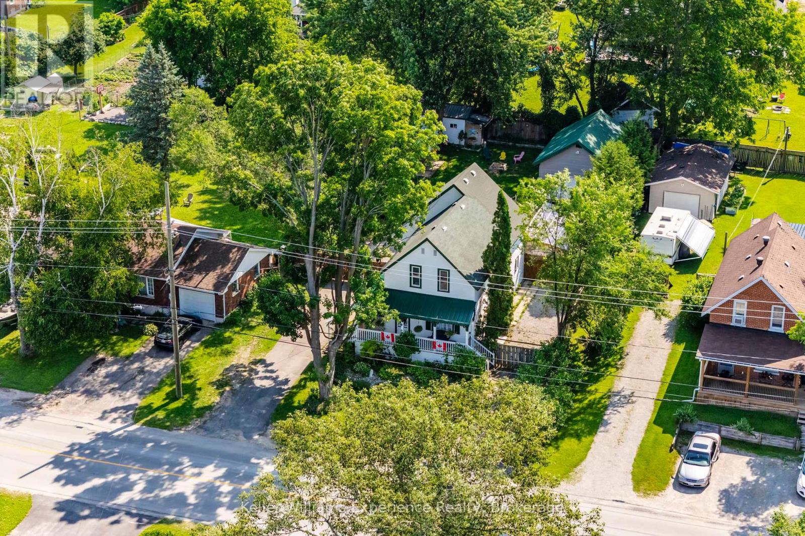 Property at 91 FOX STREET image 3