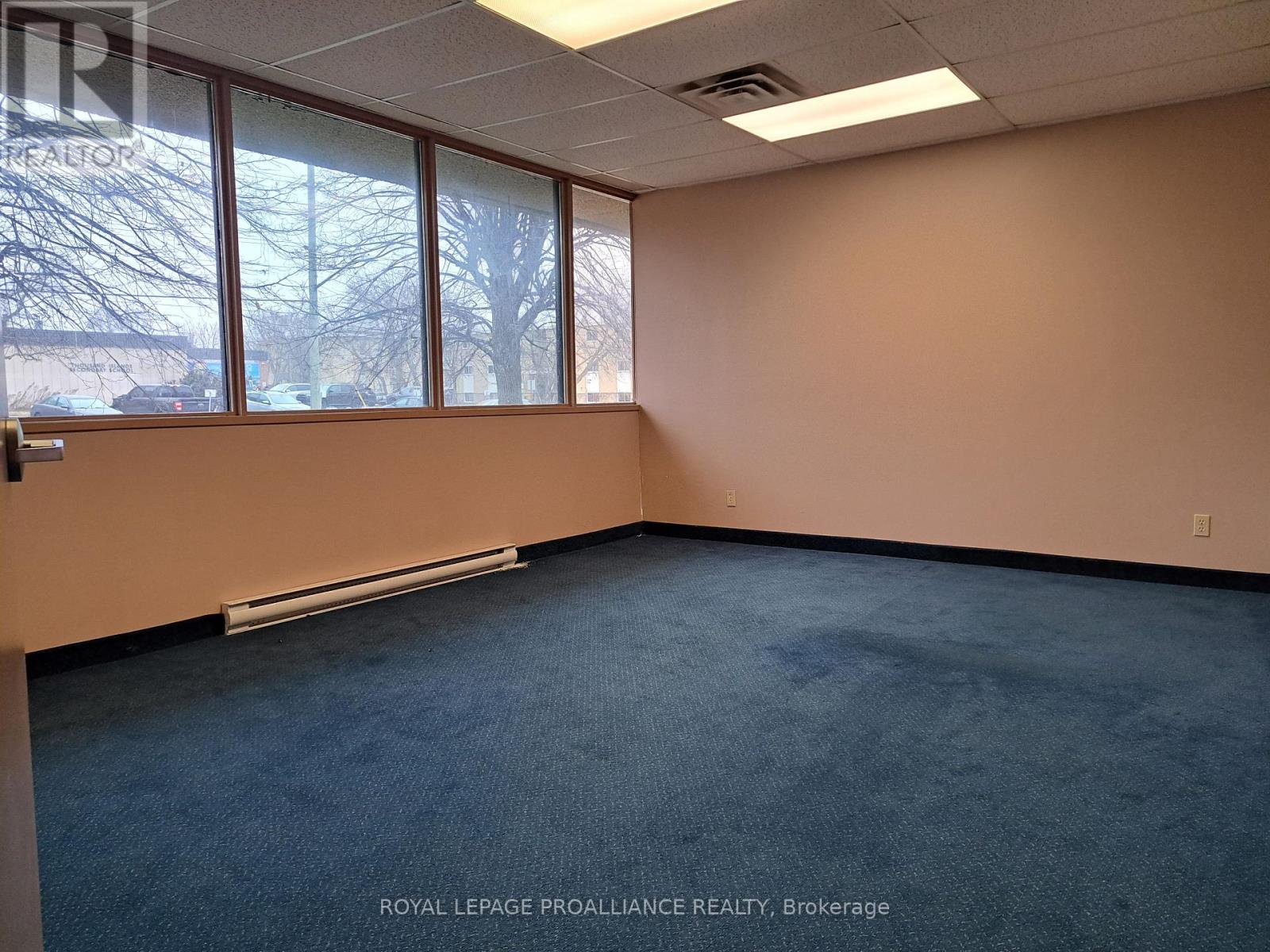 1 - 2495 Parkedale Avenue, Brockville, Ontario  K6V 3H2 - Photo 15 - X12275507