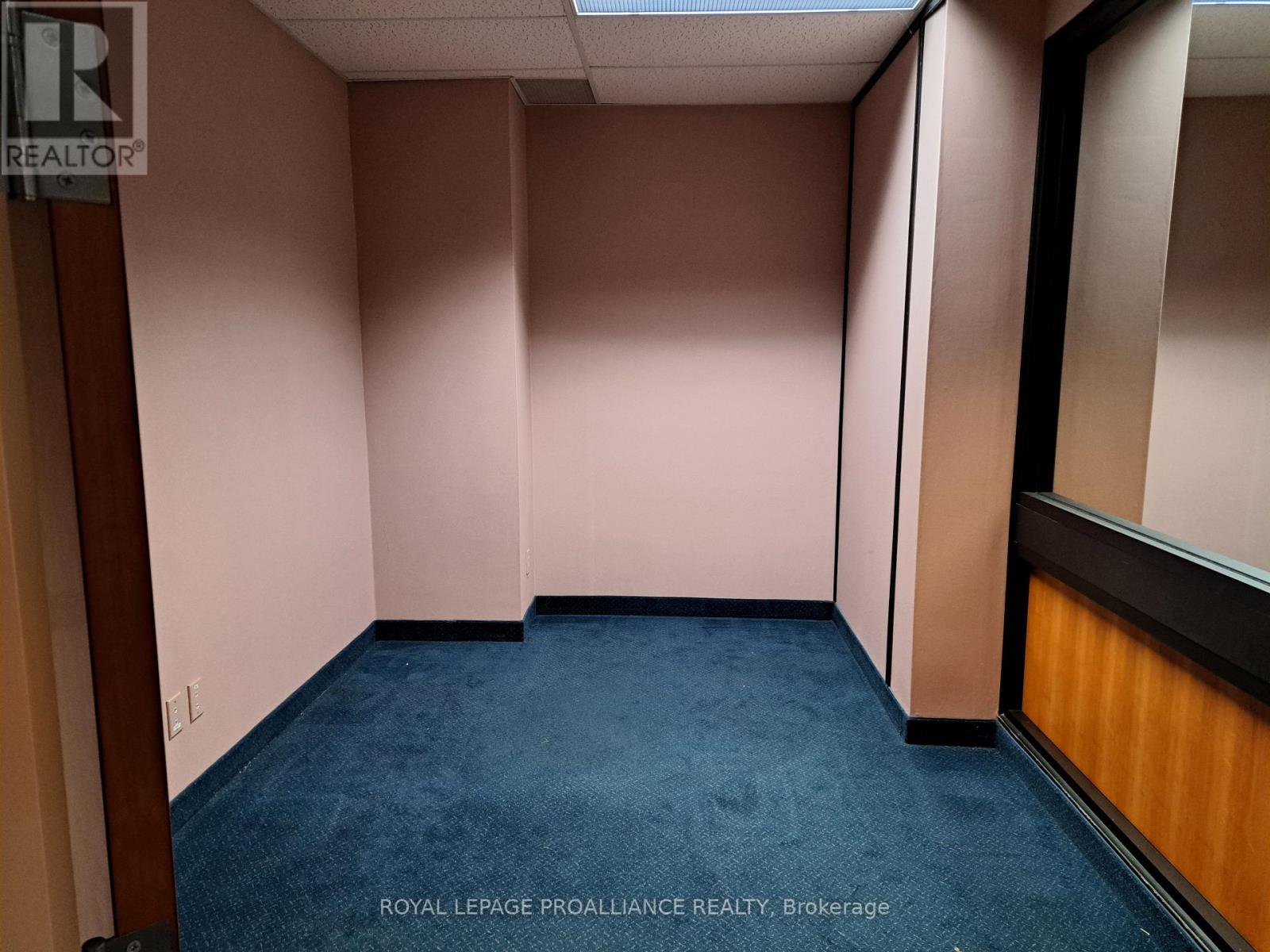 1 - 2495 Parkedale Avenue, Brockville, Ontario  K6V 3H2 - Photo 6 - X12275507