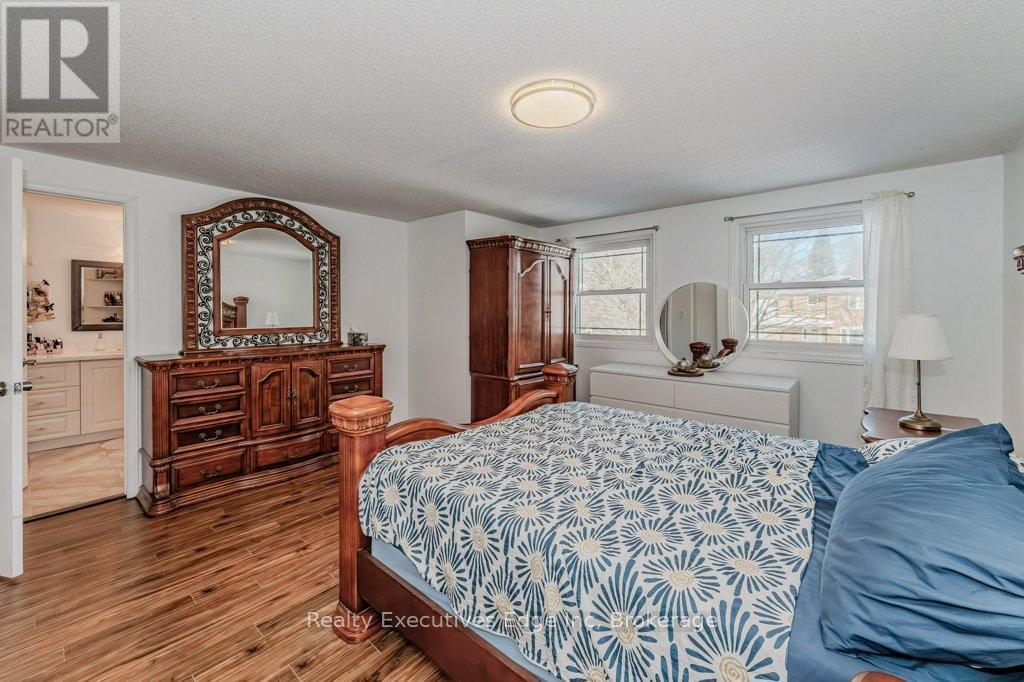 23 Sagewood Place, Guelph, Ontario  N1G 3M8 - Photo 23 - X12275412