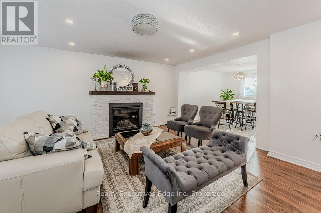 23 Sagewood Place, Guelph, Ontario  N1G 3M8 - Photo 7 - X12275412