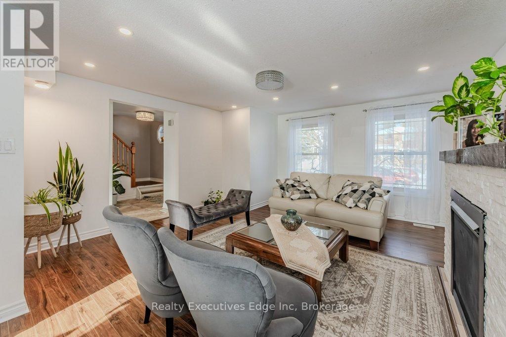 23 Sagewood Place, Guelph, Ontario  N1G 3M8 - Photo 9 - X12275412