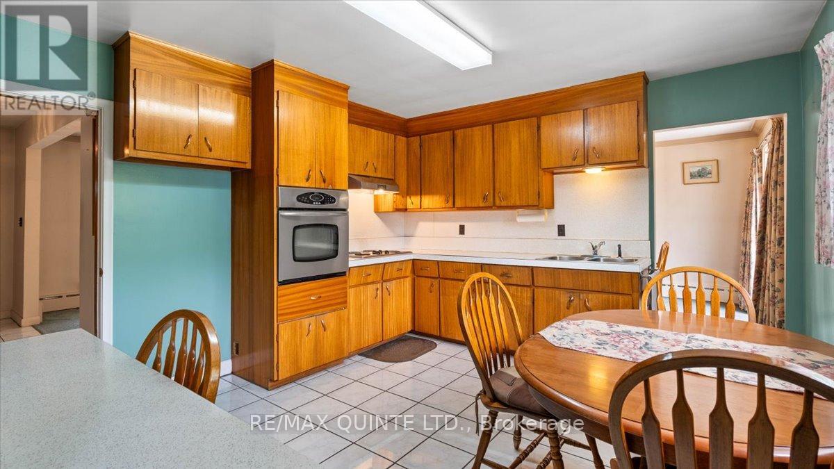 507 Dundas Street W, Belleville, Ontario  K8P 1B6 - Photo 17 - X12275618