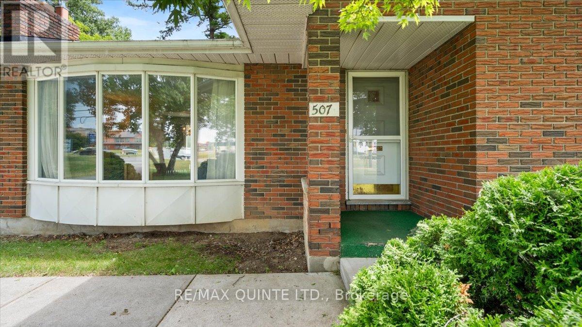 507 Dundas Street W, Belleville, Ontario  K8P 1B6 - Photo 3 - X12275618
