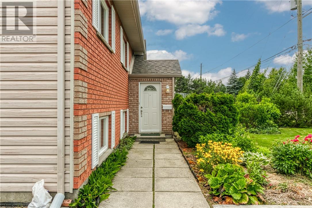 Property at 339 Ester Street image 4