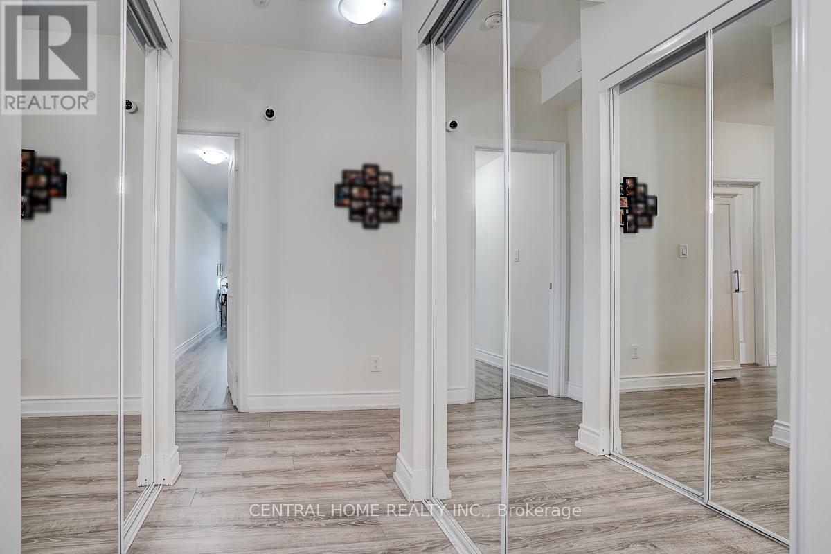 Property at 911A - 9608 YONGE STREET image 4