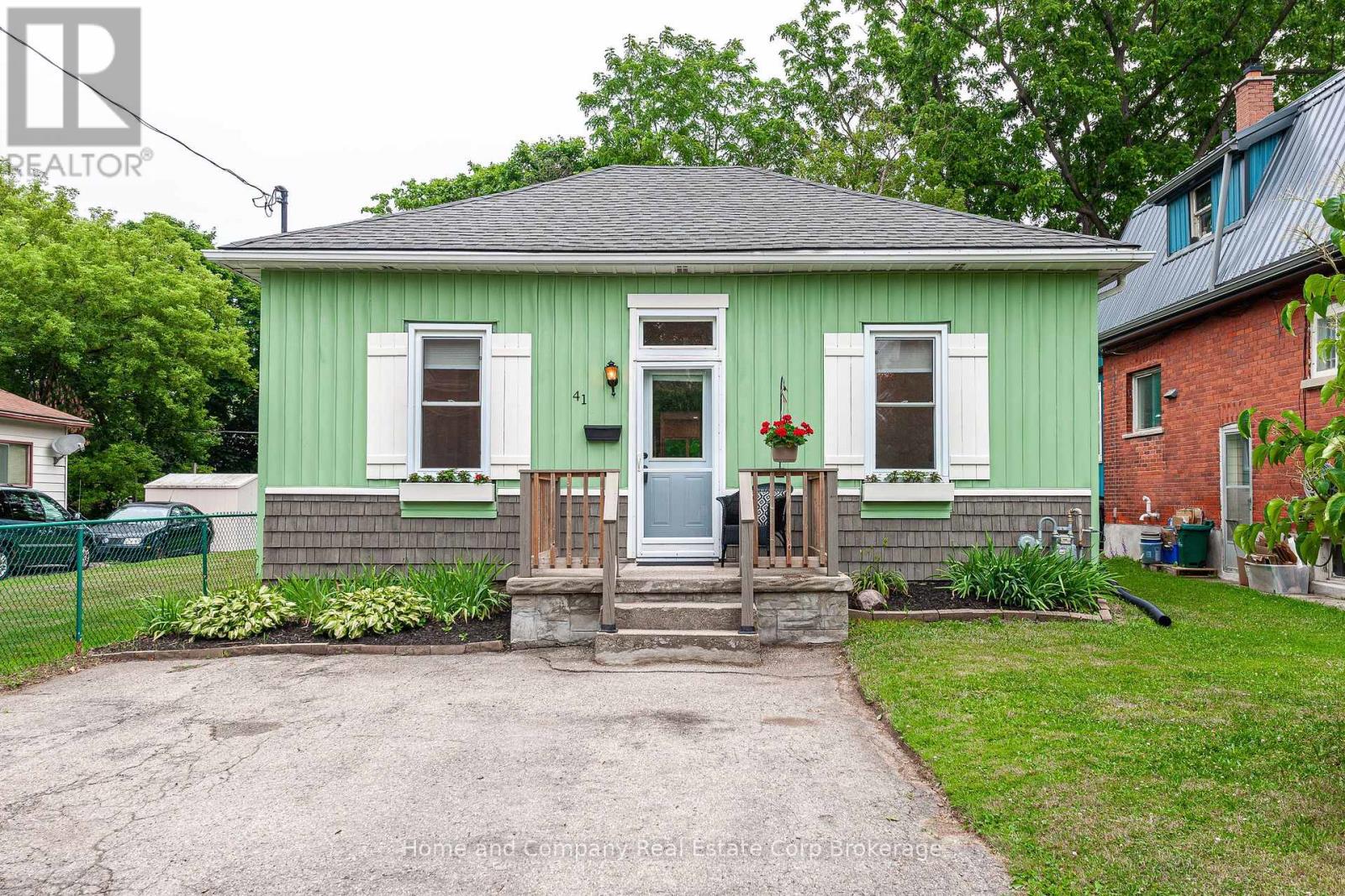 Property at 41 WELL STREET image 1