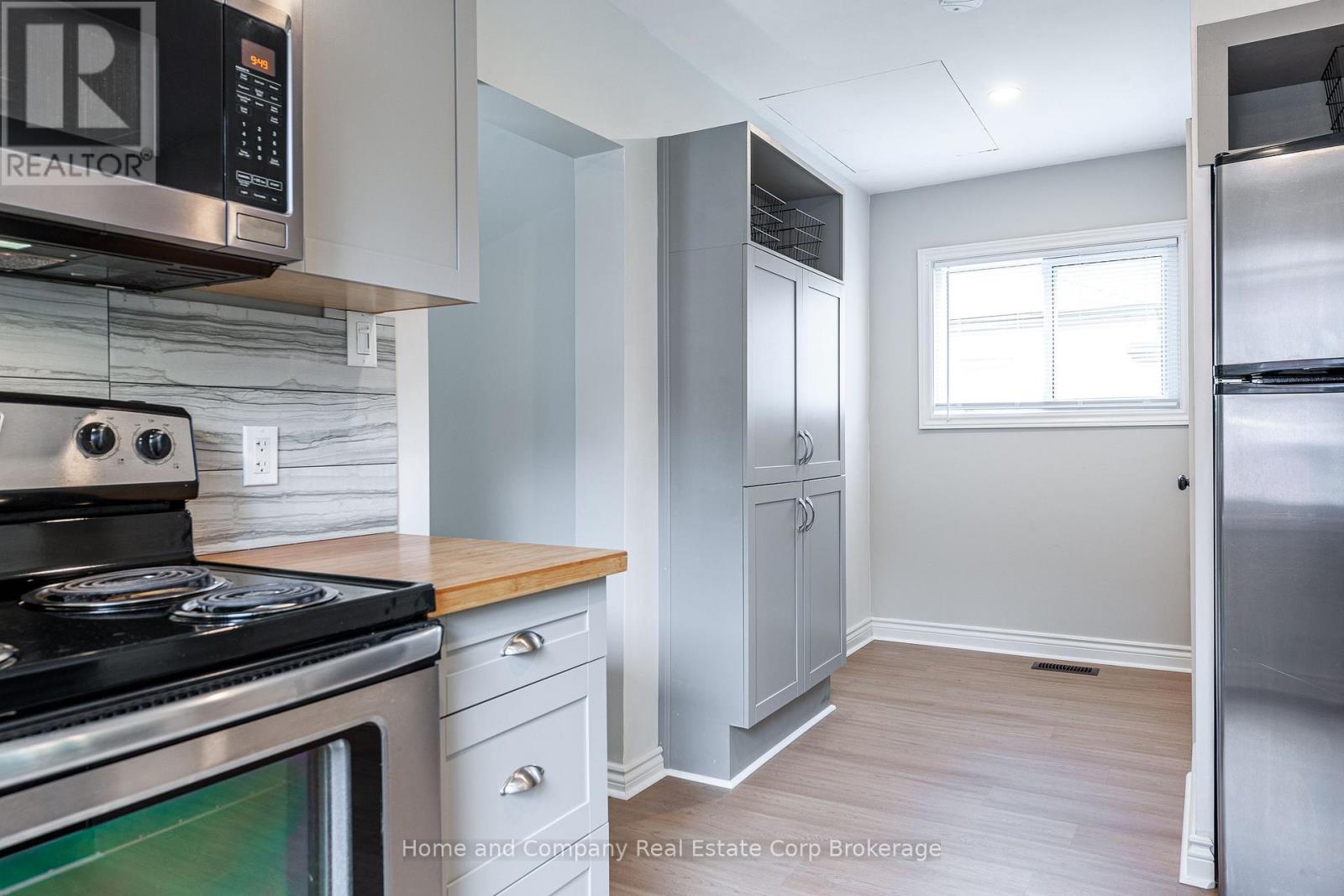 41 Well Street, Stratford, Ontario  N5A 4L8 - Photo 11 - X12275628