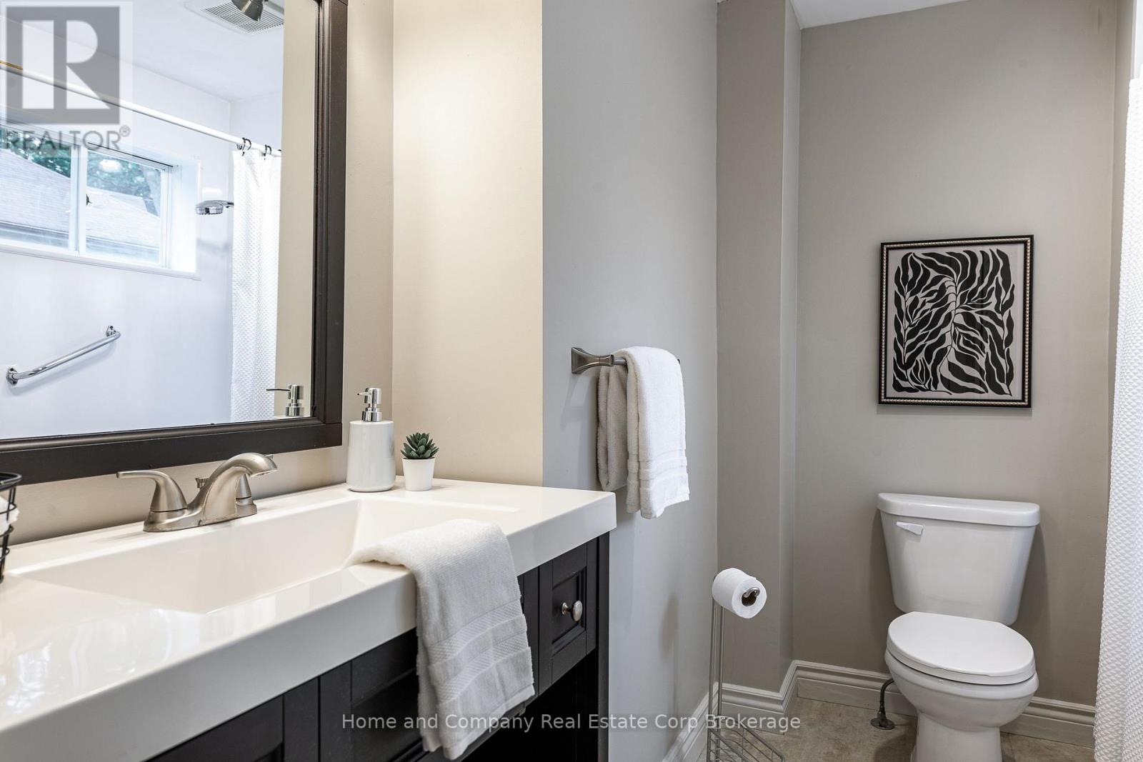 41 Well Street, Stratford, Ontario  N5A 4L8 - Photo 23 - X12275628