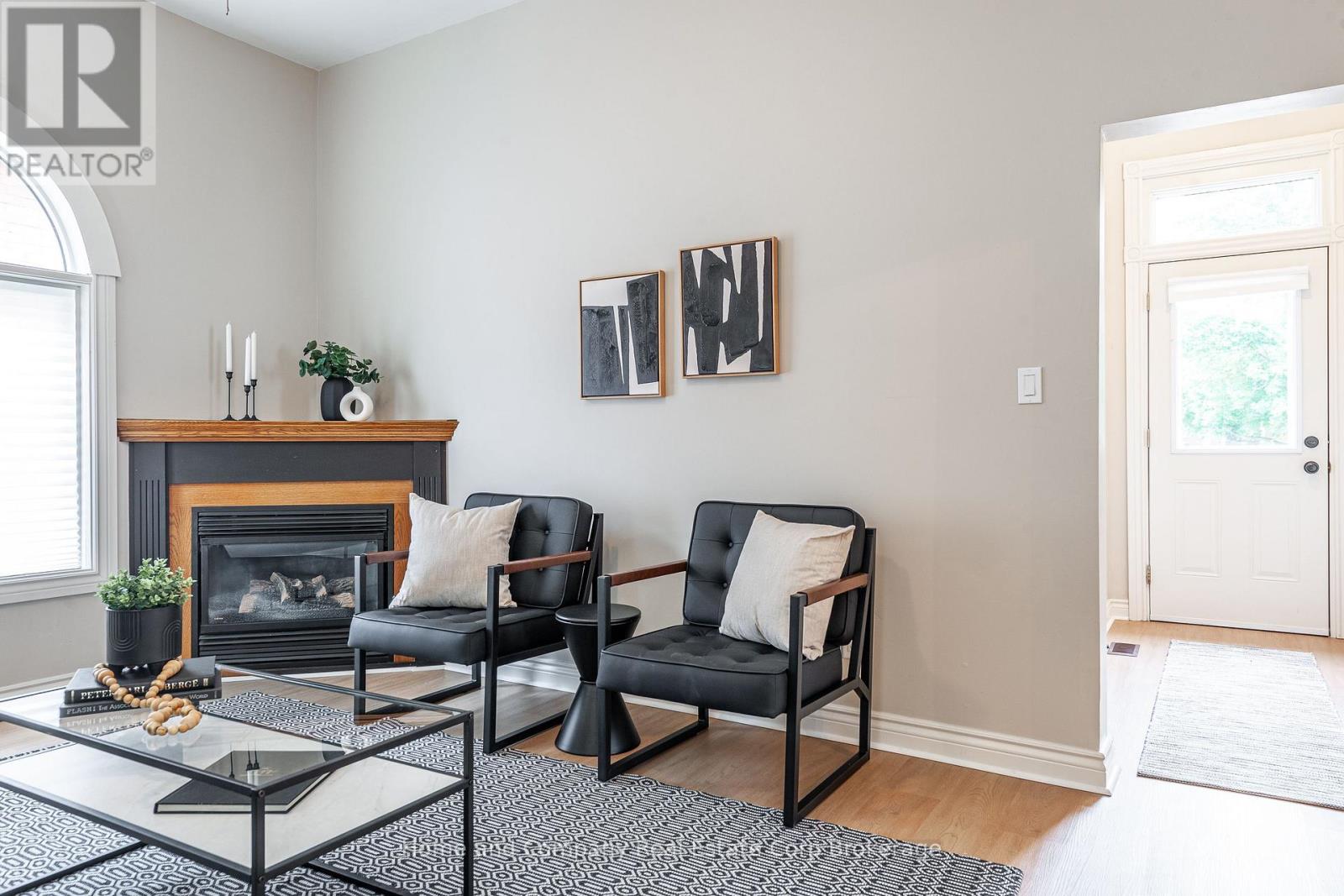 Property at 41 WELL STREET image 5