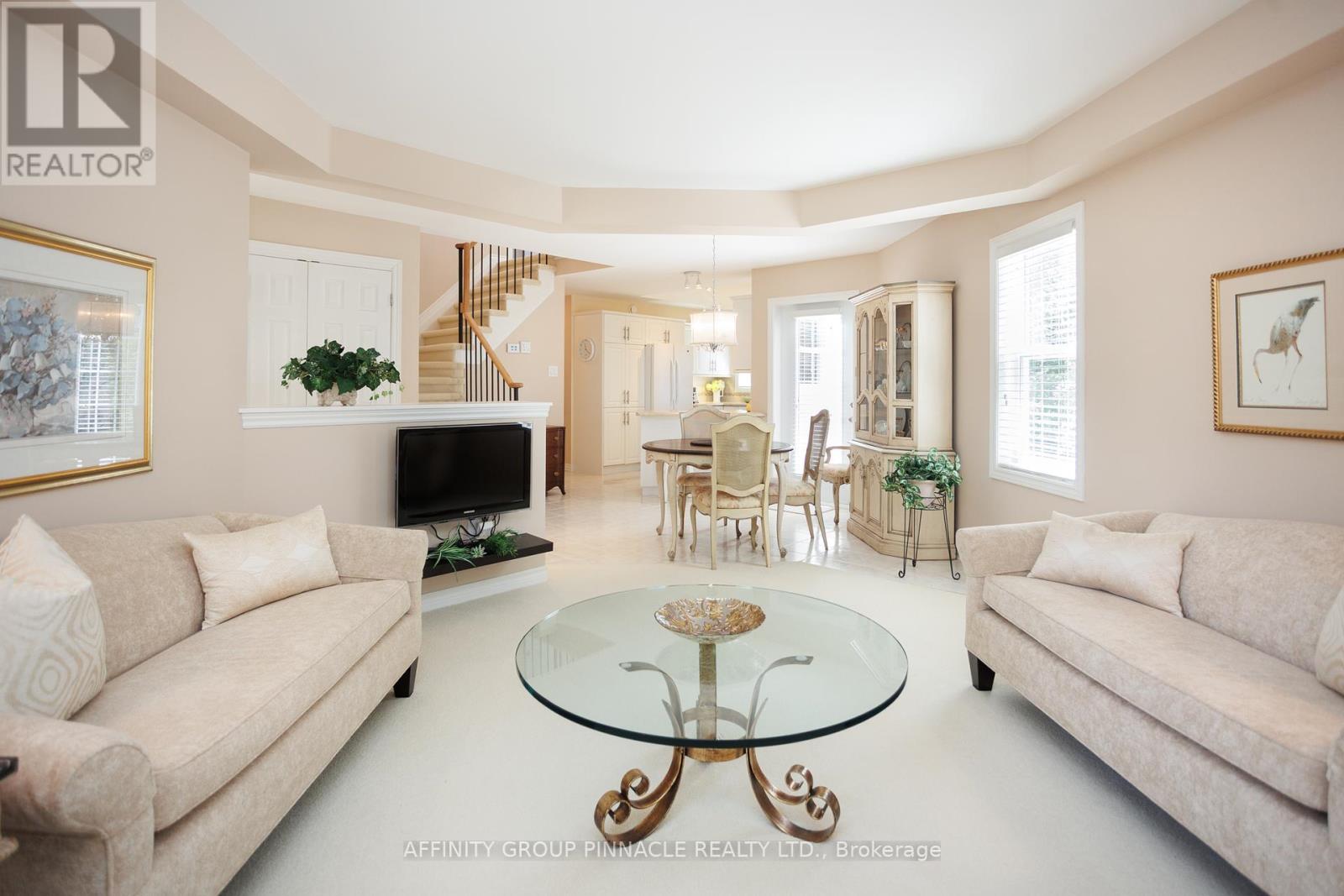 10 Deane Street, Kawartha Lakes, Ontario  K0M 1N0 - Photo 12 - X12275633