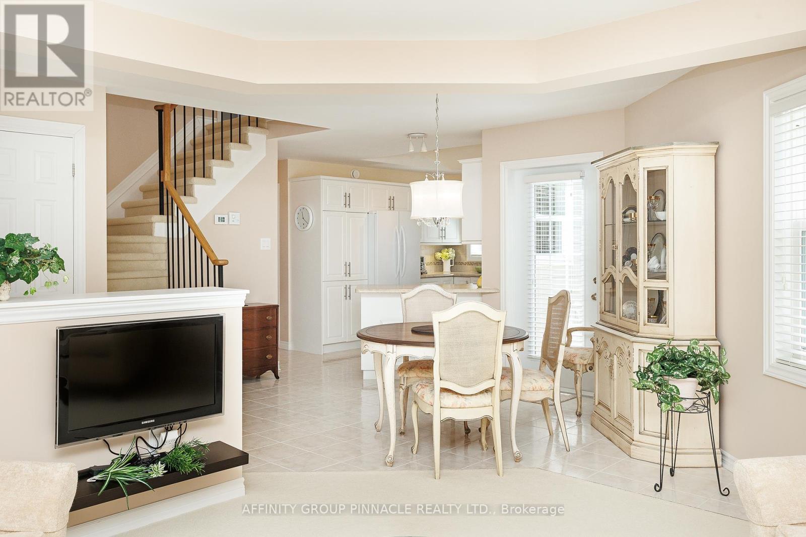 10 Deane Street, Kawartha Lakes, Ontario  K0M 1N0 - Photo 13 - X12275633