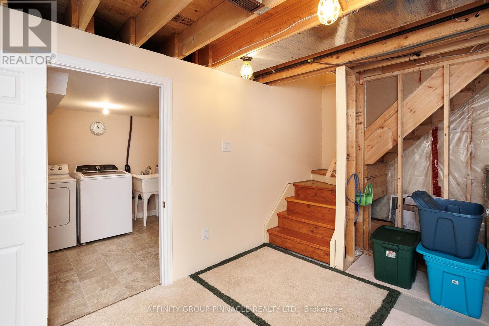 10 Deane Street, Kawartha Lakes, Ontario  K0M 1N0 - Photo 35 - X12275633