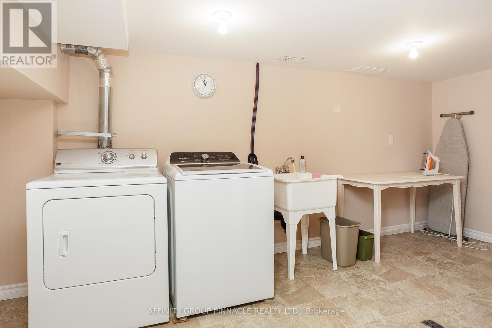 10 Deane Street, Kawartha Lakes, Ontario  K0M 1N0 - Photo 37 - X12275633