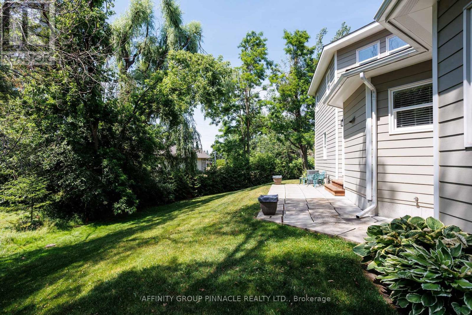10 Deane Street, Kawartha Lakes, Ontario  K0M 1N0 - Photo 41 - X12275633