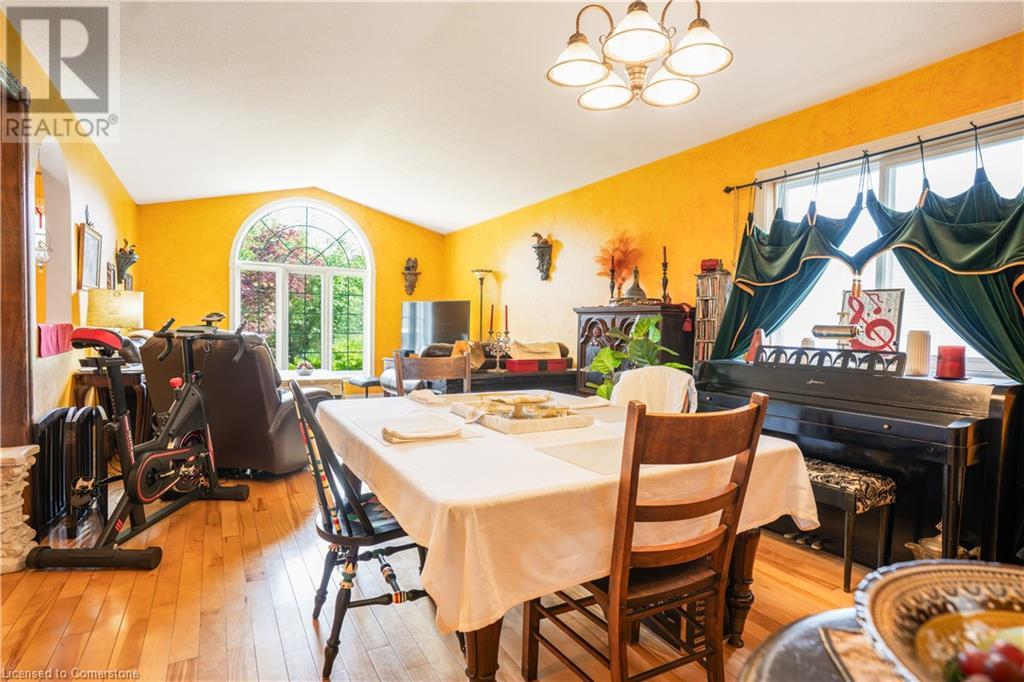 Property at 40 BALSAM Street image 5