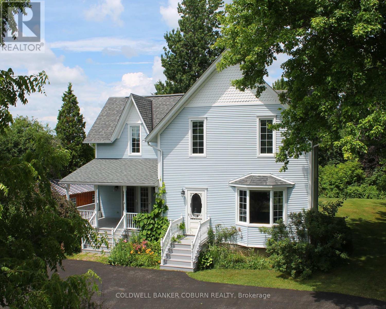 11719 Lakeshore Drive, South Dundas, Ontario  K0C 1X0 - Photo 1 - X12275291