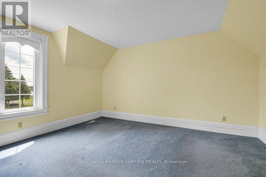 11719 Lakeshore Drive, South Dundas, Ontario  K0C 1X0 - Photo 22 - X12275291