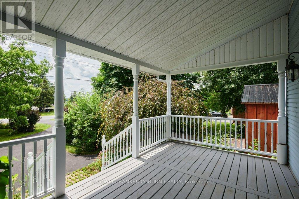 11719 Lakeshore Drive, South Dundas, Ontario  K0C 1X0 - Photo 8 - X12275291