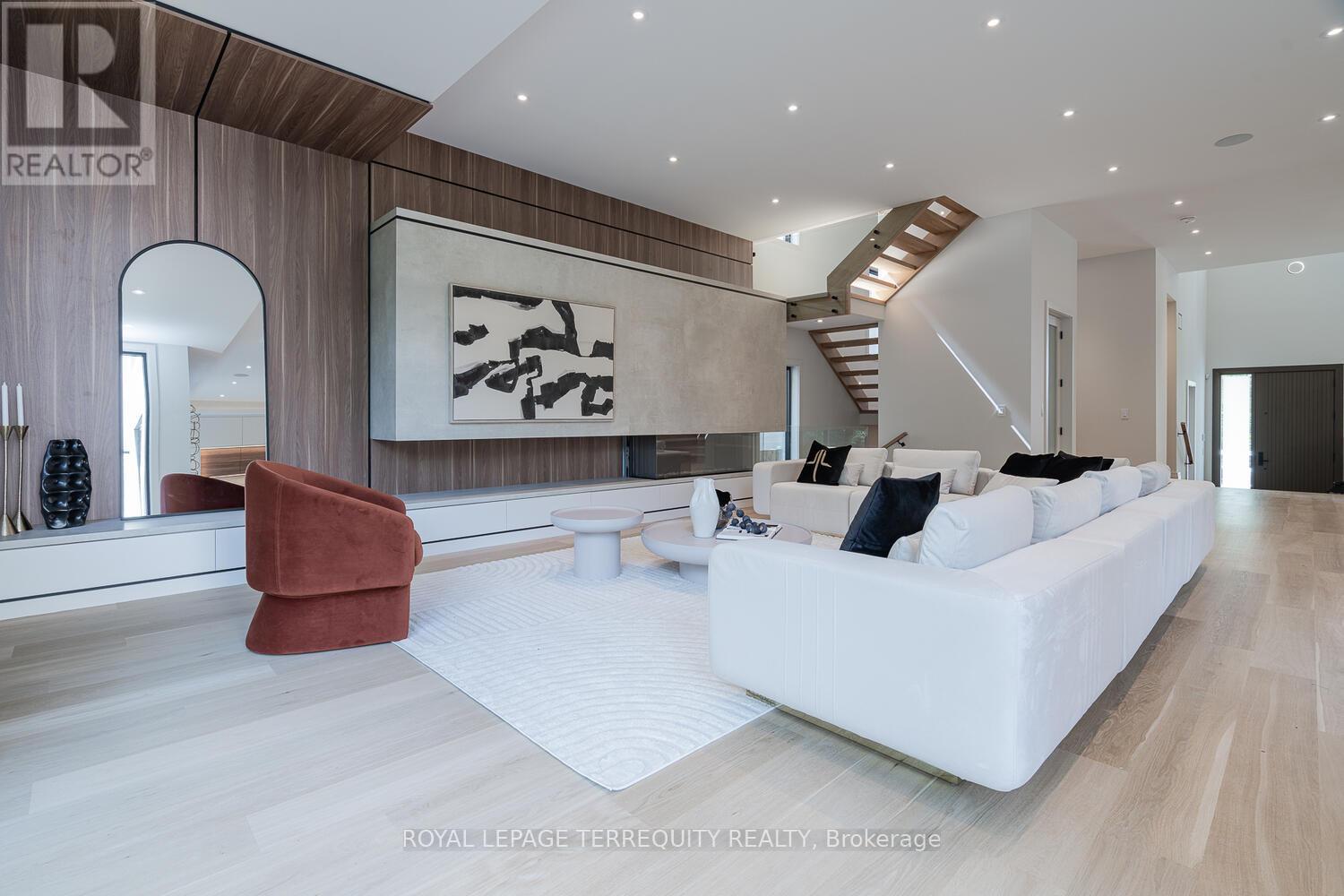 207 Newton Drive, Toronto, Ontario  M2M 2P2 - Photo 16 - C12275324