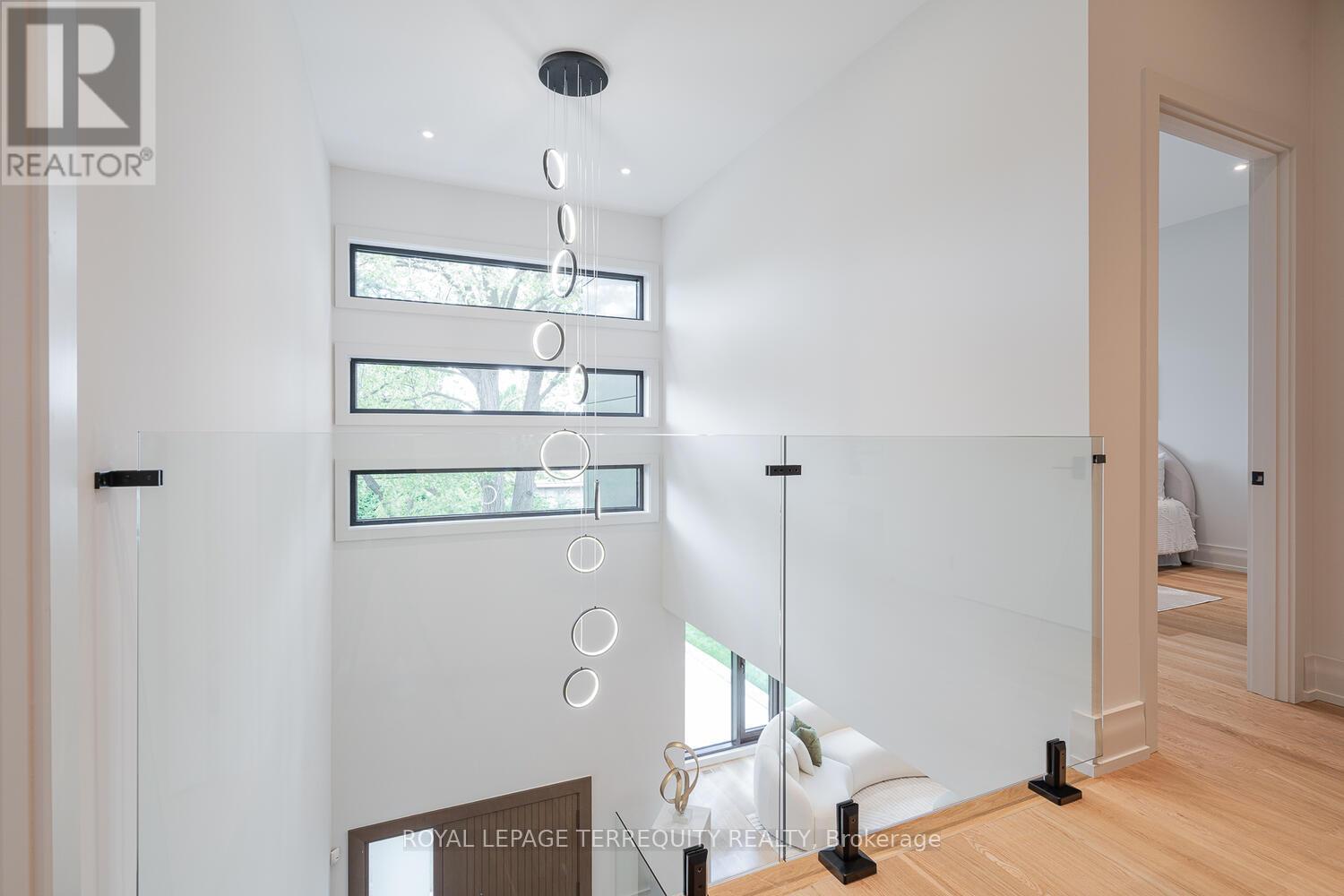 207 Newton Drive, Toronto, Ontario  M2M 2P2 - Photo 29 - C12275324