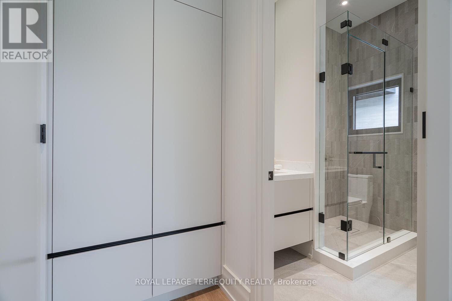 207 Newton Drive, Toronto, Ontario  M2M 2P2 - Photo 38 - C12275324