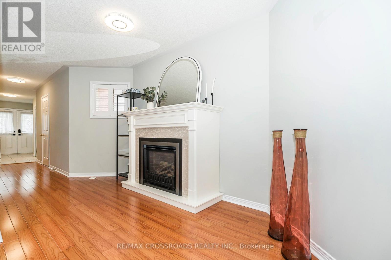 Property at 11 PILKINGTON DRIVE image 4
