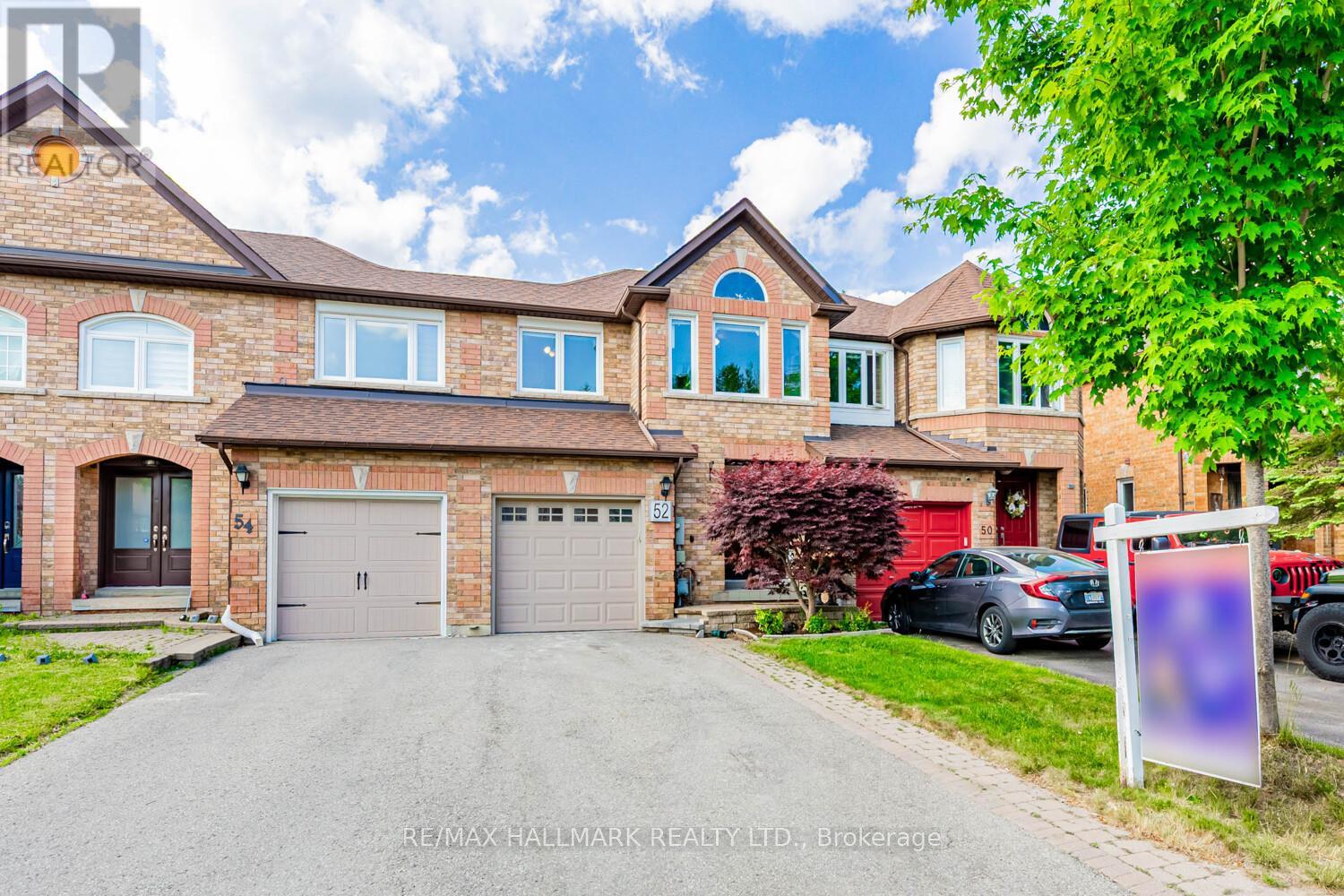 Property at 52 MISTLEFLOWER COURT image 1