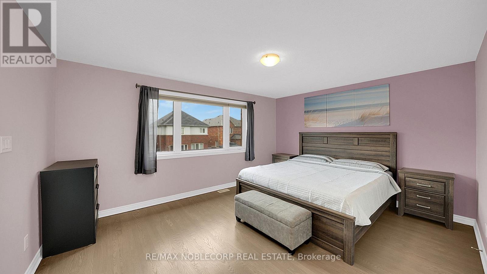 158 Downy Emerald Drive, Bradford West Gwillimbury (Bradford), Ontario  L3Z 0E6 - Photo 19 - N12275405