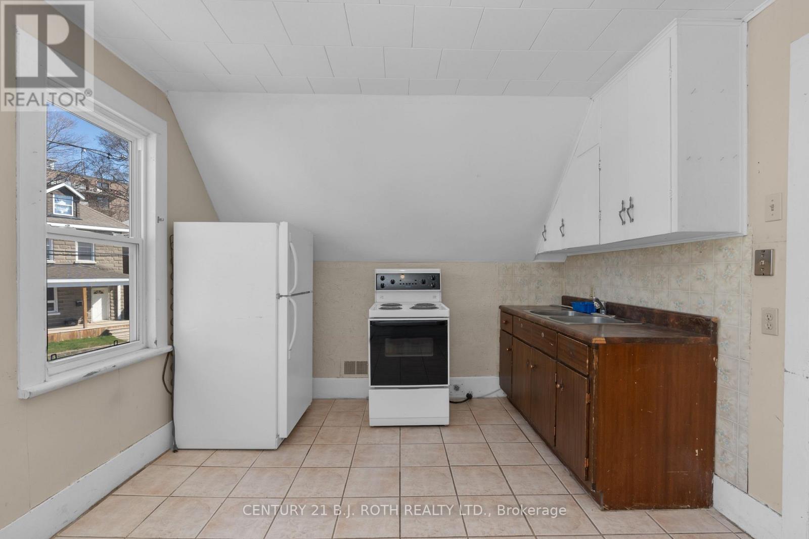 57 Nottawasaga Street, Orillia, Ontario  L3V 3J5 - Photo 28 - S12275454