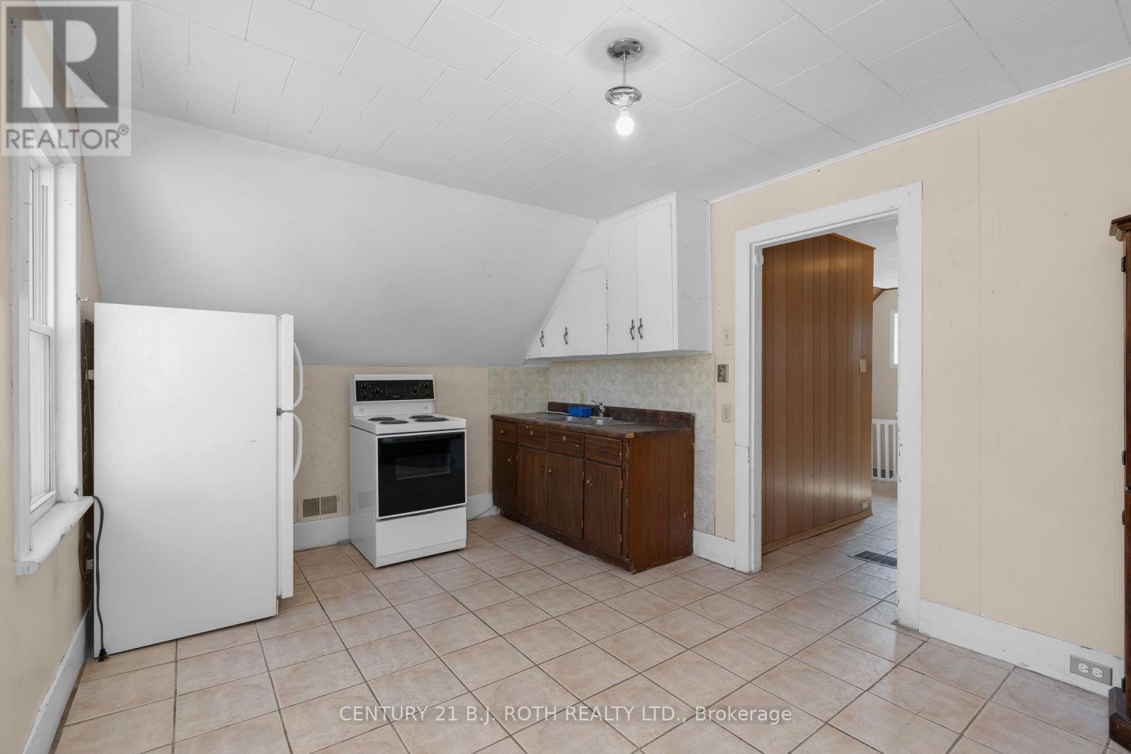 57 Nottawasaga Street, Orillia, Ontario  L3V 3J5 - Photo 29 - S12275454