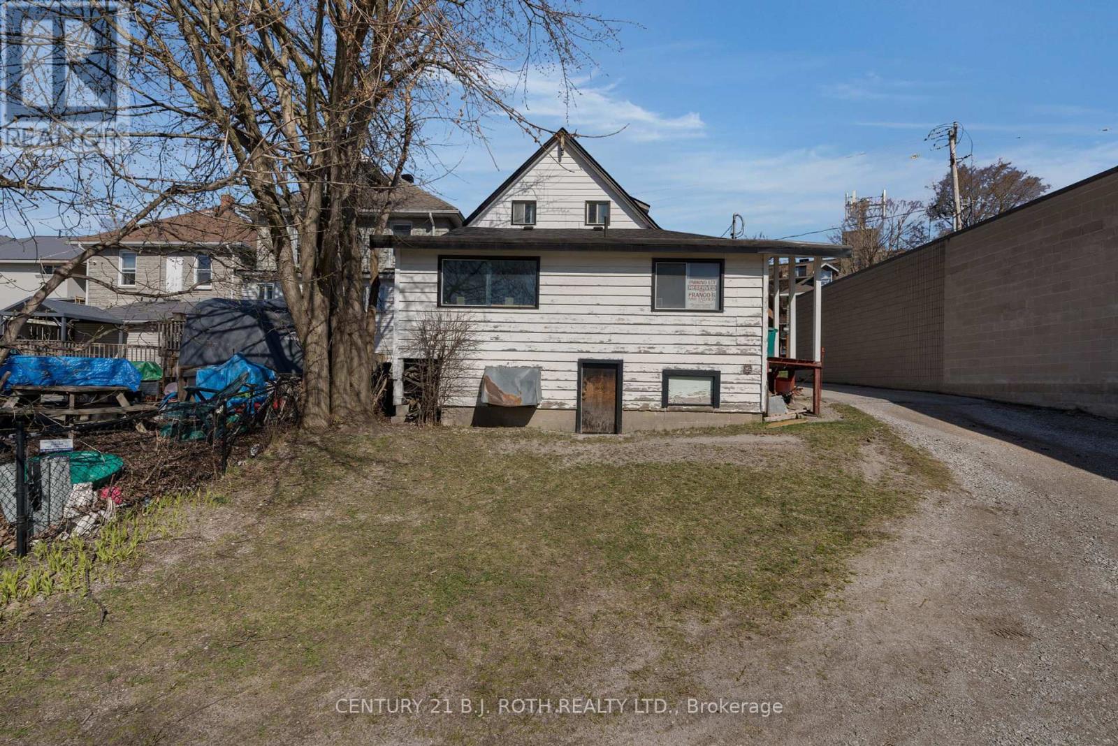 57 Nottawasaga Street, Orillia, Ontario  L3V 3J5 - Photo 32 - S12275454