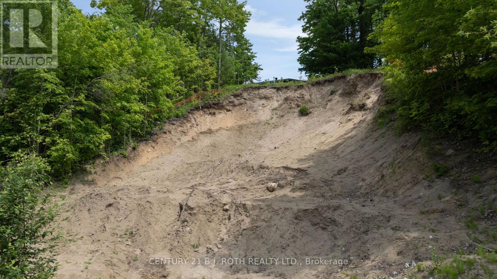 12 Valleycrest Drive, Oro-Medonte (Horseshoe Valley), Ontario  L0L 2L0 - Photo 16 - S12275573