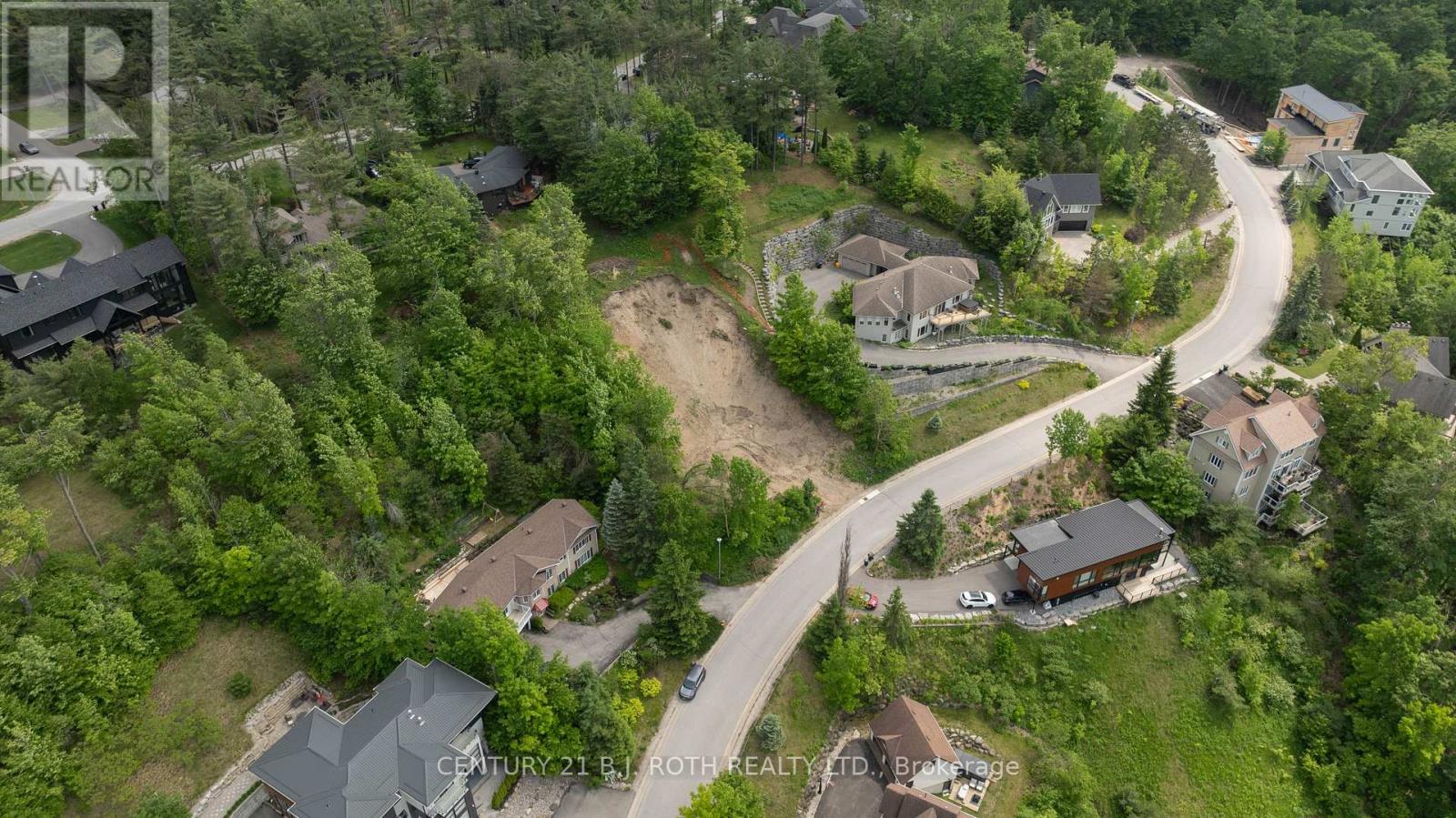 12 Valleycrest Drive, Oro-Medonte (Horseshoe Valley), Ontario  L0L 2L0 - Photo 19 - S12275573