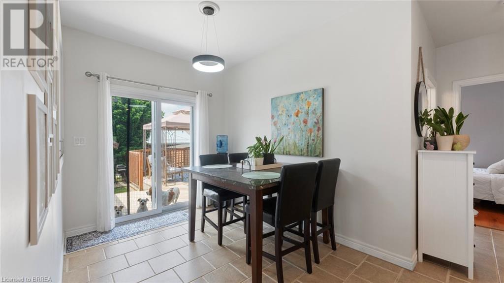 Photo 22 of 44 for 262 John Street S