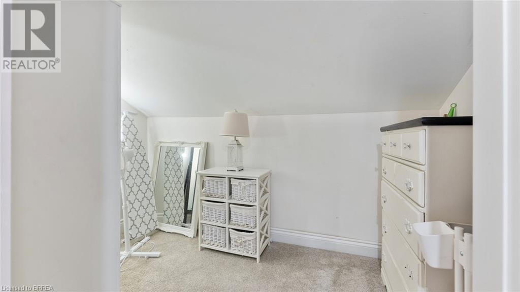 Photo 32 of 44 for 262 John Street S