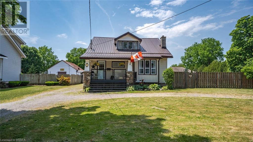 Photo 4 of 44 for 262 John Street S