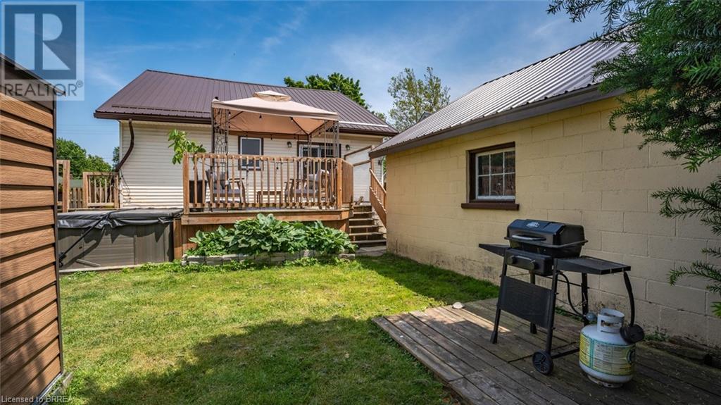 Photo 44 of 44 for 262 John Street S