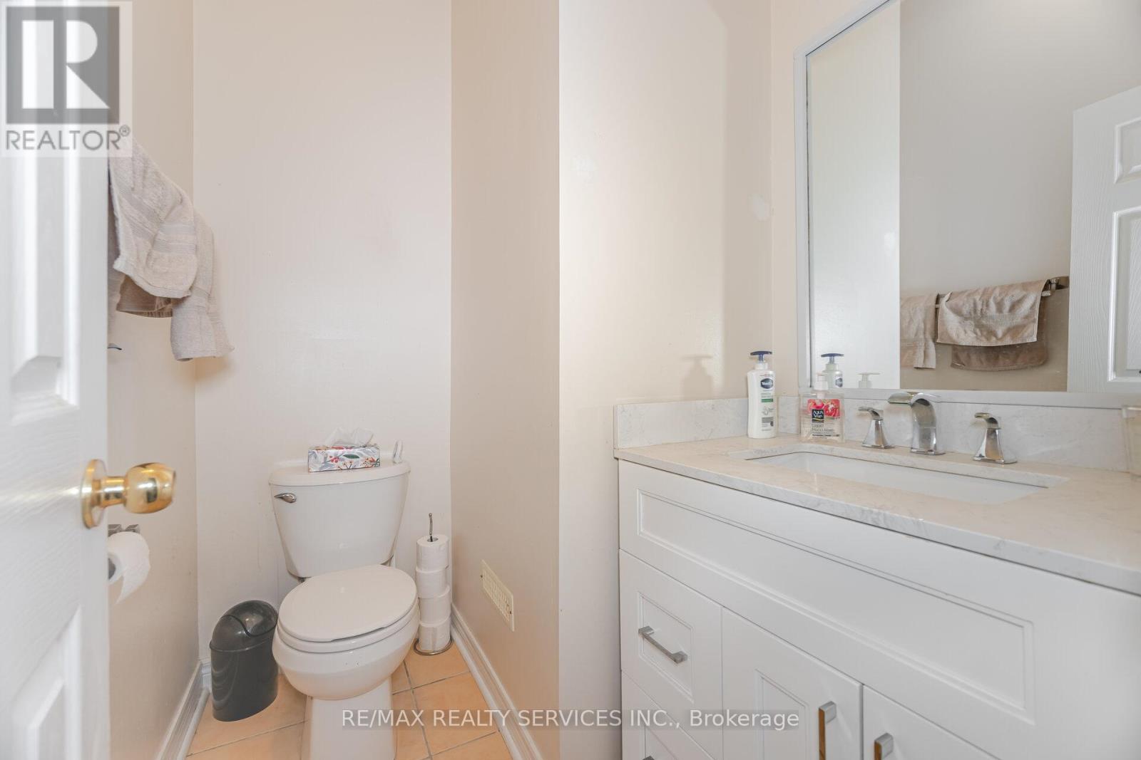 75 Harbourtown Crescent, Brampton, Ontario  L6V 4P5 - Photo 16 - W12275309