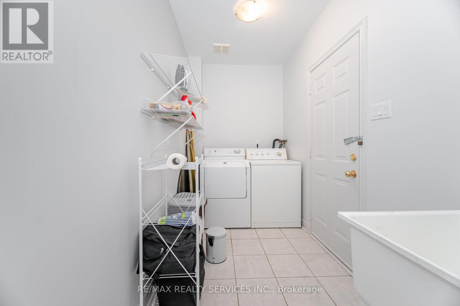 75 Harbourtown Crescent, Brampton, Ontario  L6V 4P5 - Photo 17 - W12275309