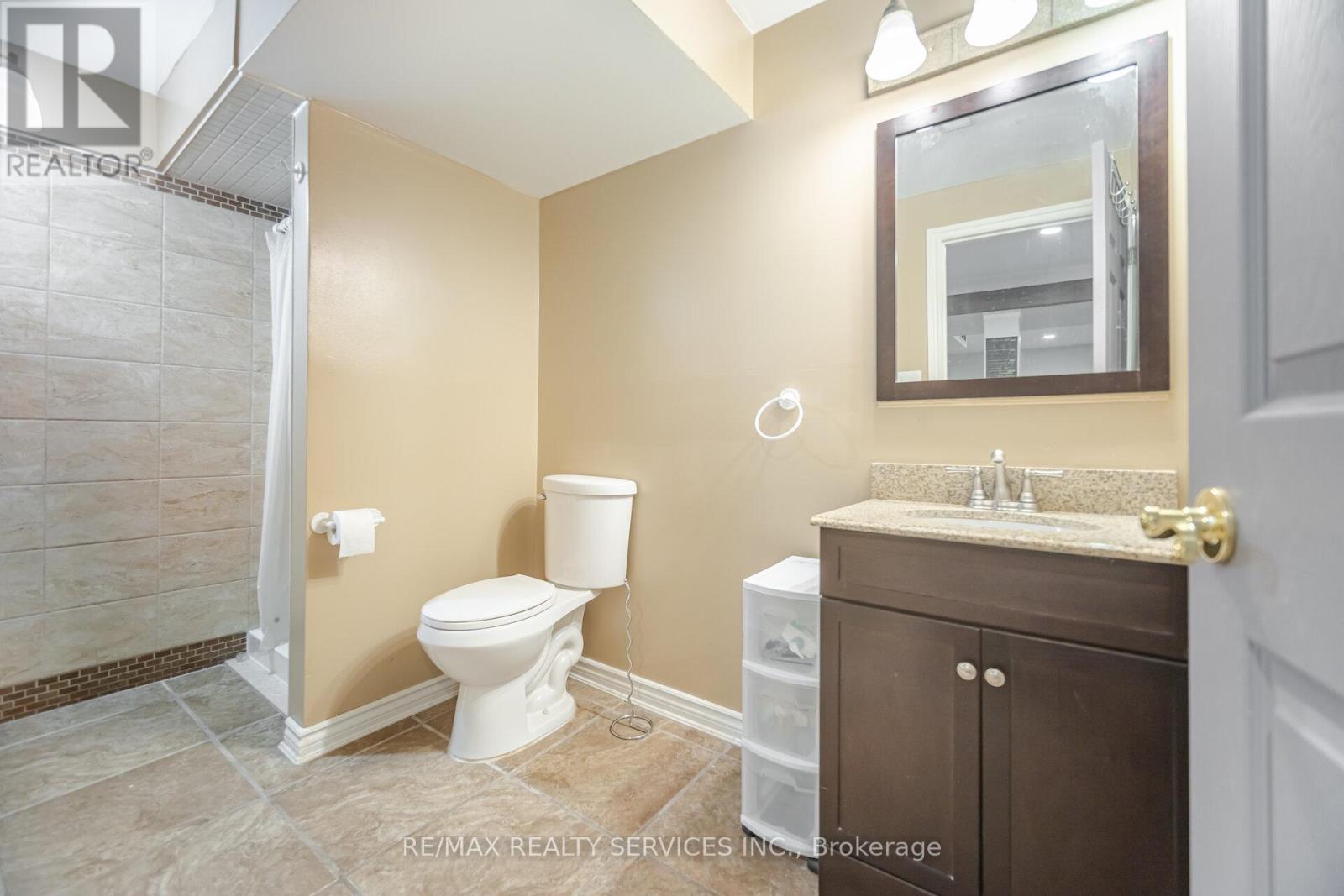 75 Harbourtown Crescent, Brampton, Ontario  L6V 4P5 - Photo 38 - W12275309