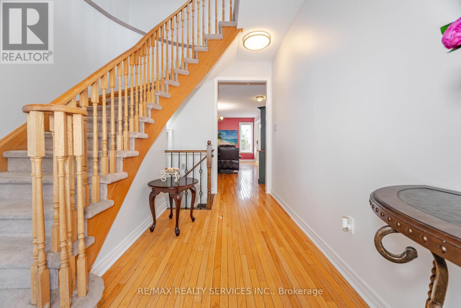 Property at 75 HARBOURTOWN CRESCENT image 4