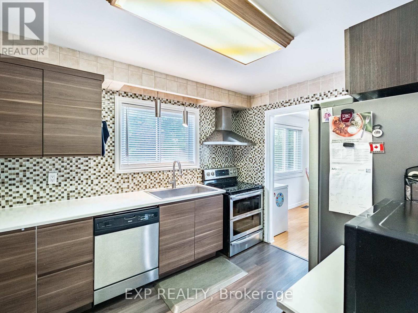 2574 Council Ring Road, Mississauga, Ontario  L5L 1X5 - Photo 12 - W12275367
