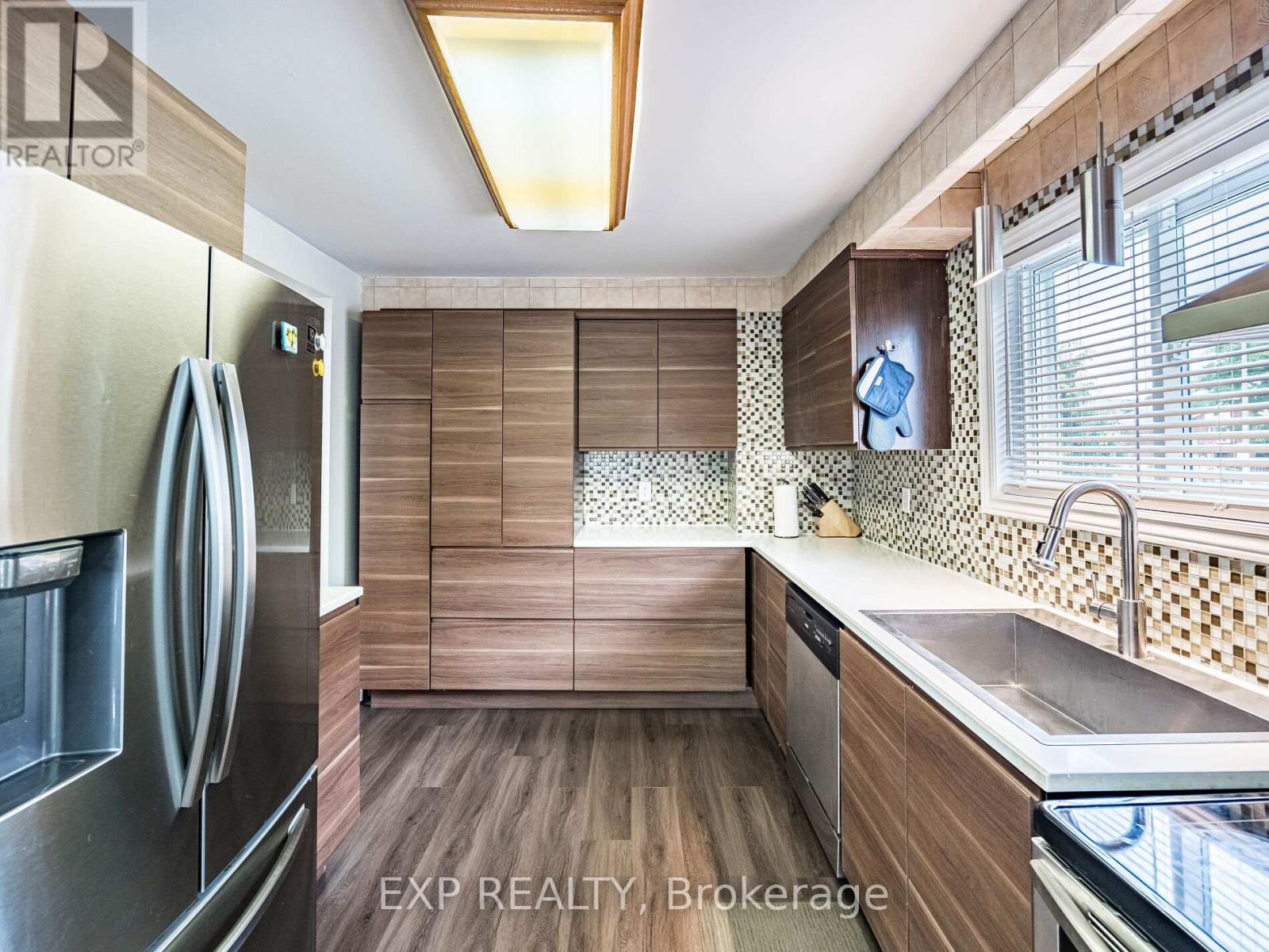2574 Council Ring Road, Mississauga, Ontario  L5L 1X5 - Photo 14 - W12275367
