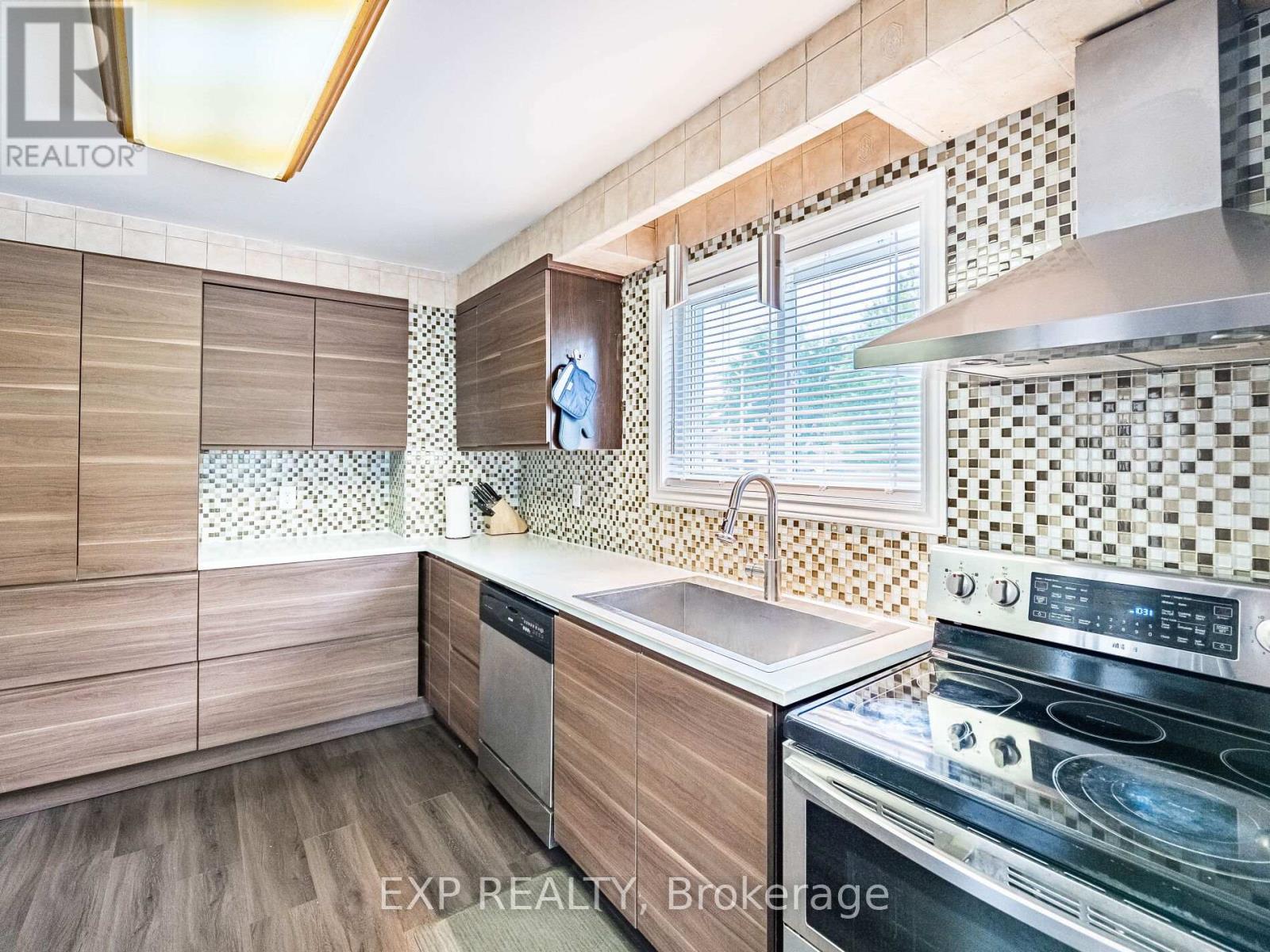 2574 Council Ring Road, Mississauga, Ontario  L5L 1X5 - Photo 15 - W12275367