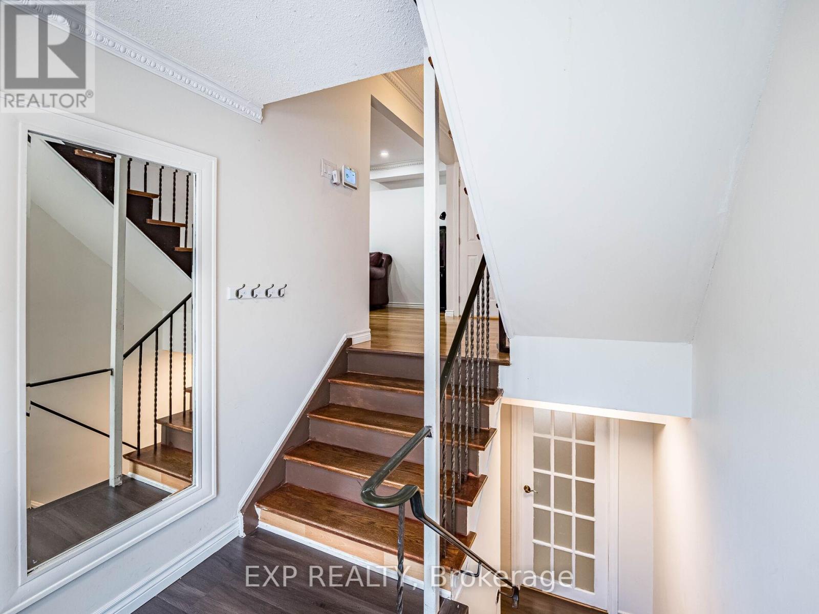 2574 Council Ring Road, Mississauga, Ontario  L5L 1X5 - Photo 6 - W12275367