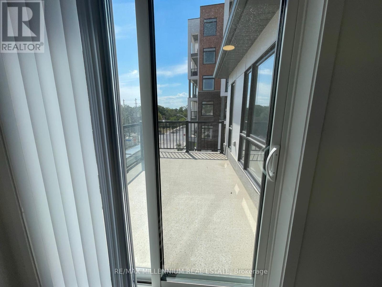 Property at 212 - 140 CANON JACKSON DRIVE image 4