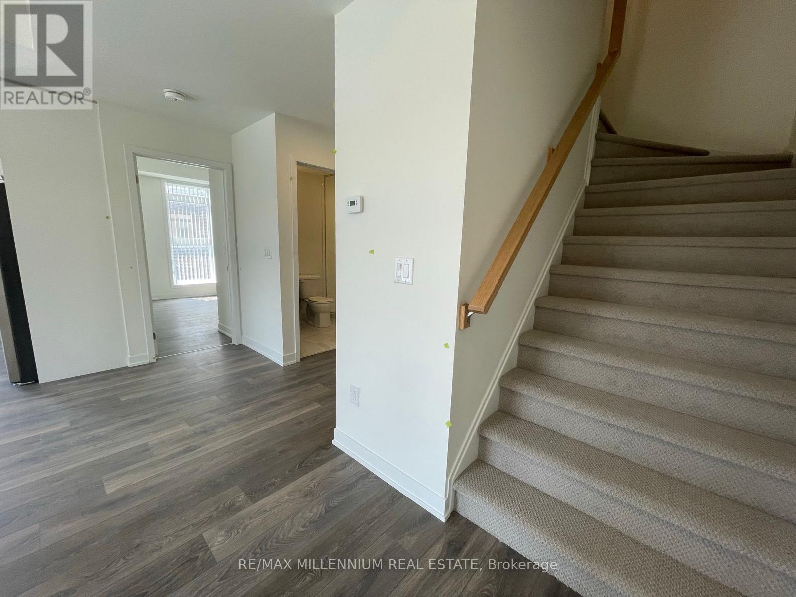 Property at 212 - 140 CANON JACKSON DRIVE image 5